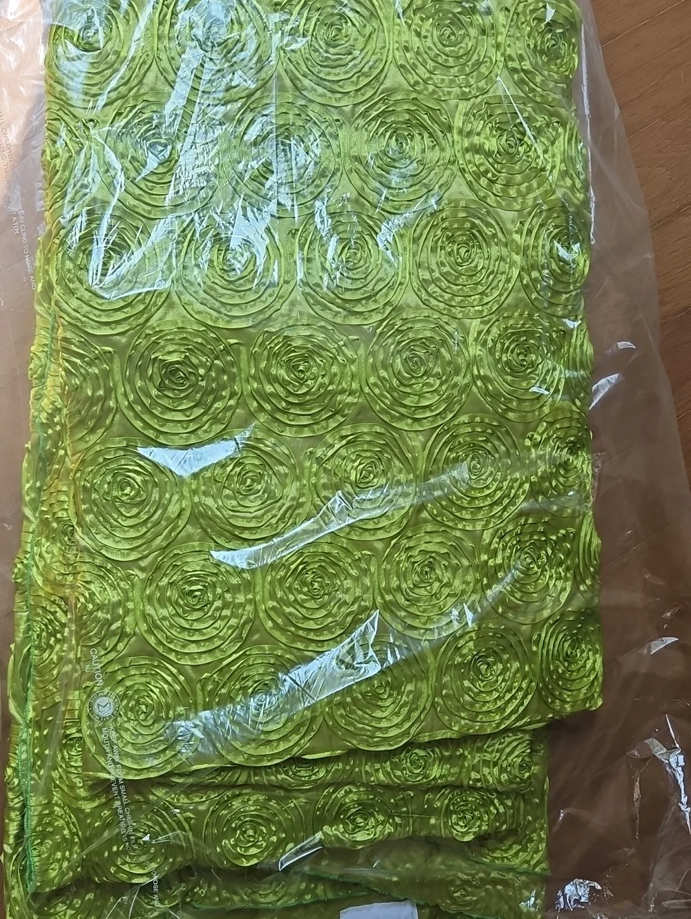 Elegant Apple Green Rosette Rectangle Tablecloth Satin Rose Pattern  90x156